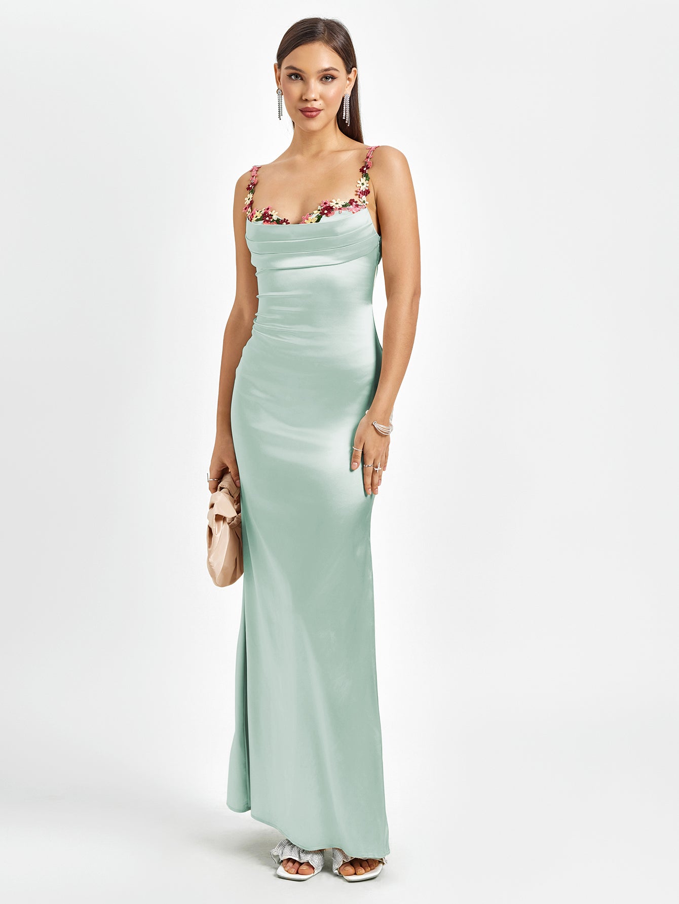 Serelina™ | Dames Satijnen Avondjurk met Bloemenbandjes | Luxe Gala Maxi-Jurk met Watervalhals en Glanzende Aansluitende Pasvorm