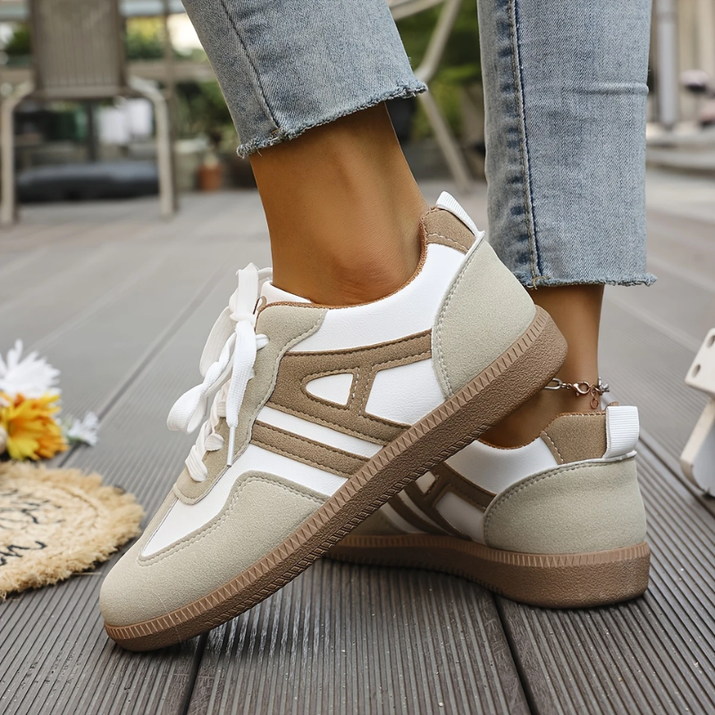Nova | Retro Sneakers Dames | Beige-Wit | Suède & Mesh | Comfortabel & Lichtgewicht | Casual Sportieve Schoenen