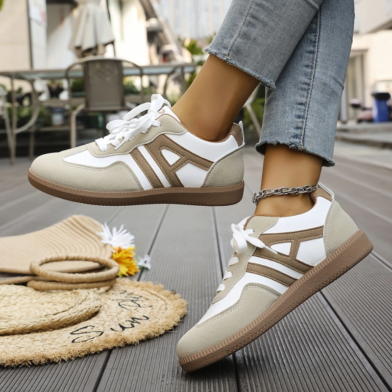 Nova | Retro Sneakers Dames | Beige-Wit | Suède & Mesh | Comfortabel & Lichtgewicht | Casual Sportieve Schoenen