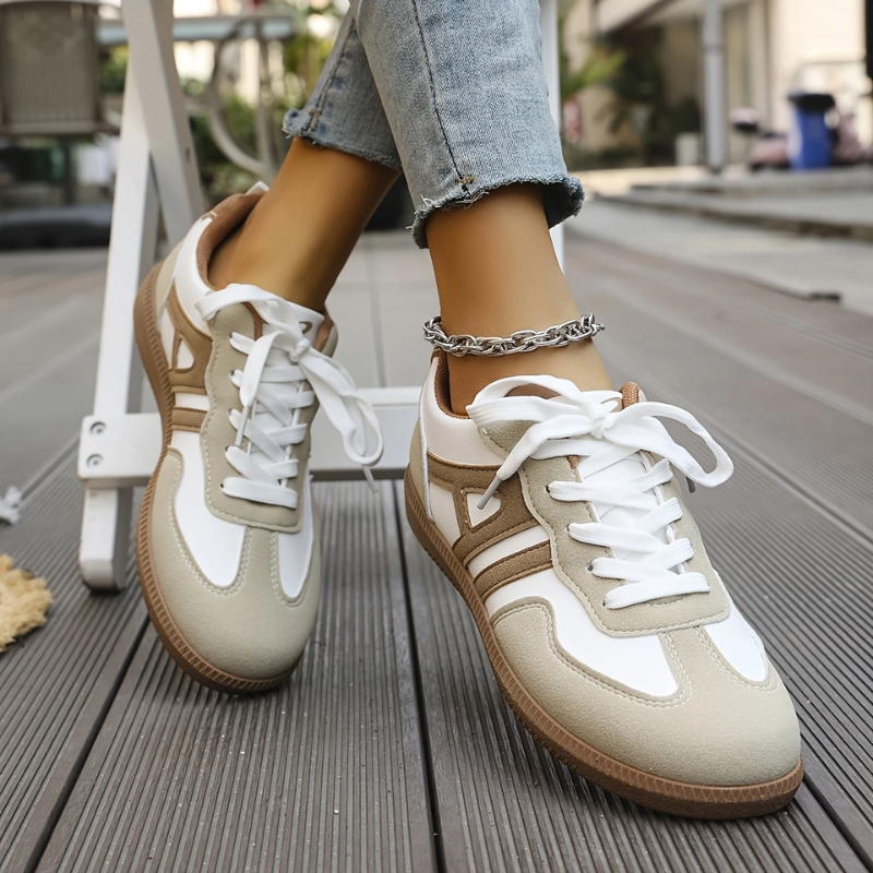 Nova | Retro Sneakers Dames | Beige-Wit | Suède & Mesh | Comfortabel & Lichtgewicht | Casual Sportieve Schoenen
