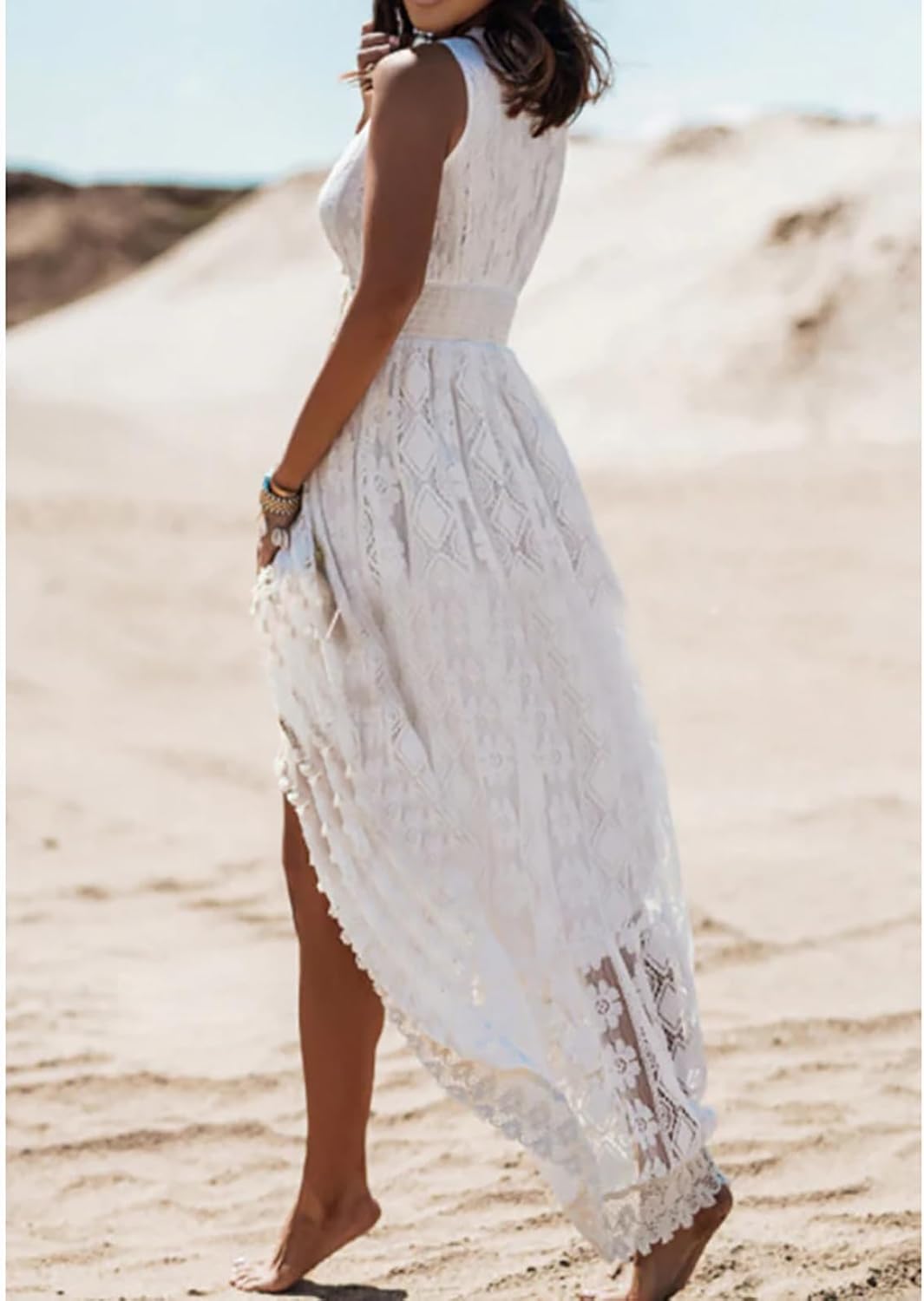 Sera™ | Witte Kanten Maxi-Jurk Dames | Bohemian Zomerjurk met Gouden Borduursels, V-Hals en Ondoorzichtige Onderrok
