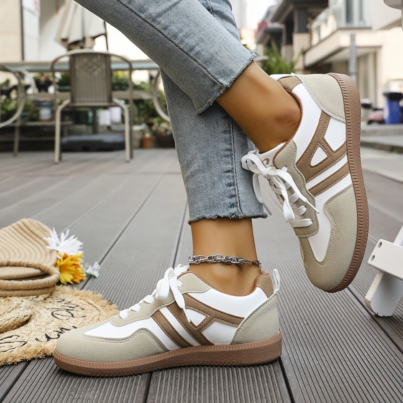 Nova | Retro Sneakers Dames | Beige-Wit | Suède & Mesh | Comfortabel & Lichtgewicht | Casual Sportieve Schoenen
