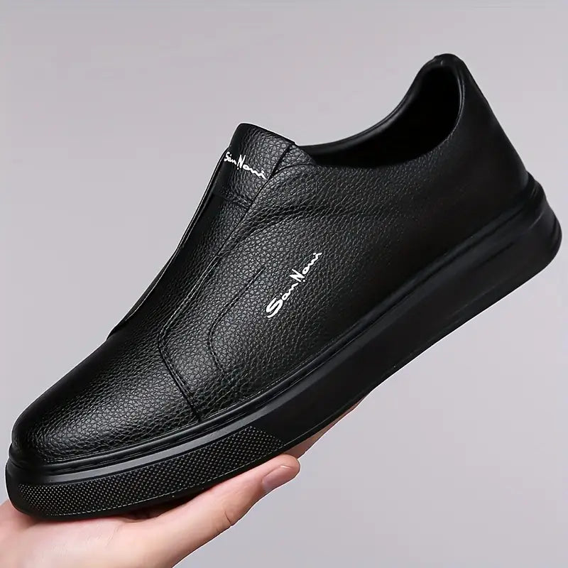 Arlen | Instapsneakers Heren | Slip‑On Sneakers | Kunstleer & Elastische Zijkant | Comfortabel & Gripvast