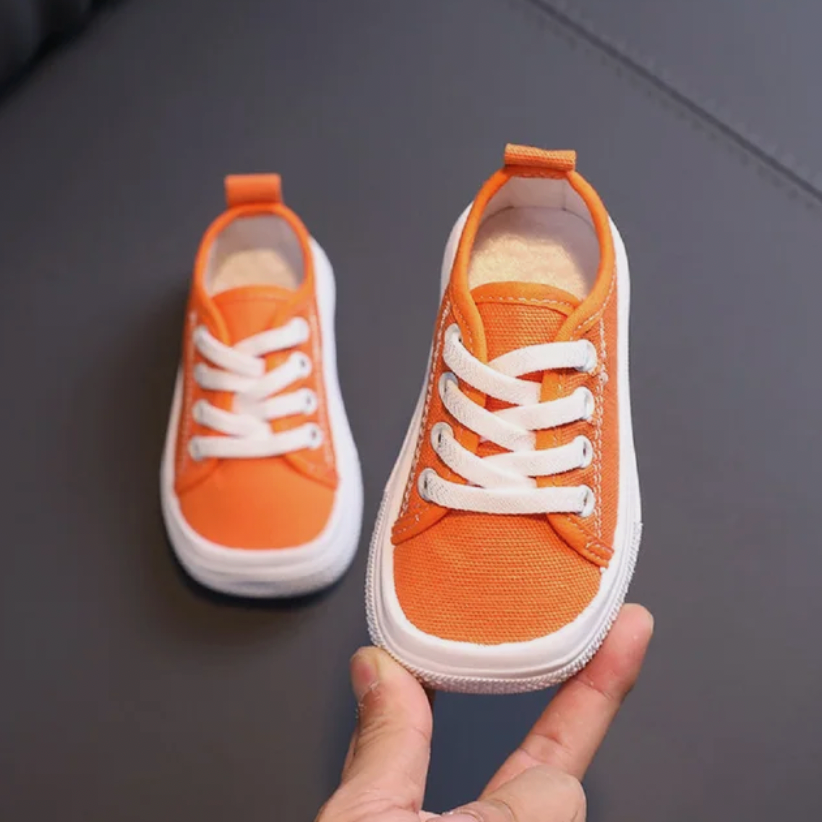 FlexiFeet™ | Barefoot Kindersneakers met Platte Zool en Brede Pasvorm | Minimalistische Canvas Schoenen voor Natuurlijke Voetontwikkeling