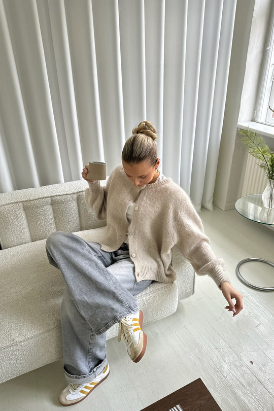 Noémie | Fluffy Cardigan Dames Met Knopen