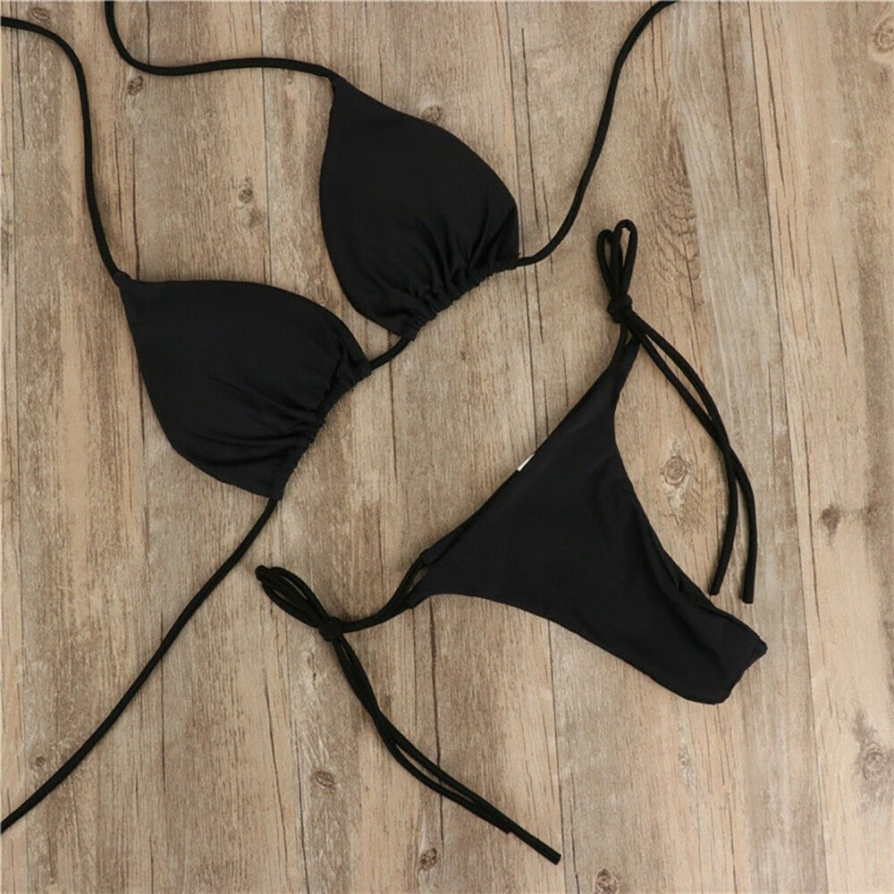 Lyssa | Micro Triangel Bikini Dames met Strikkoordjes in Zwart of Wit