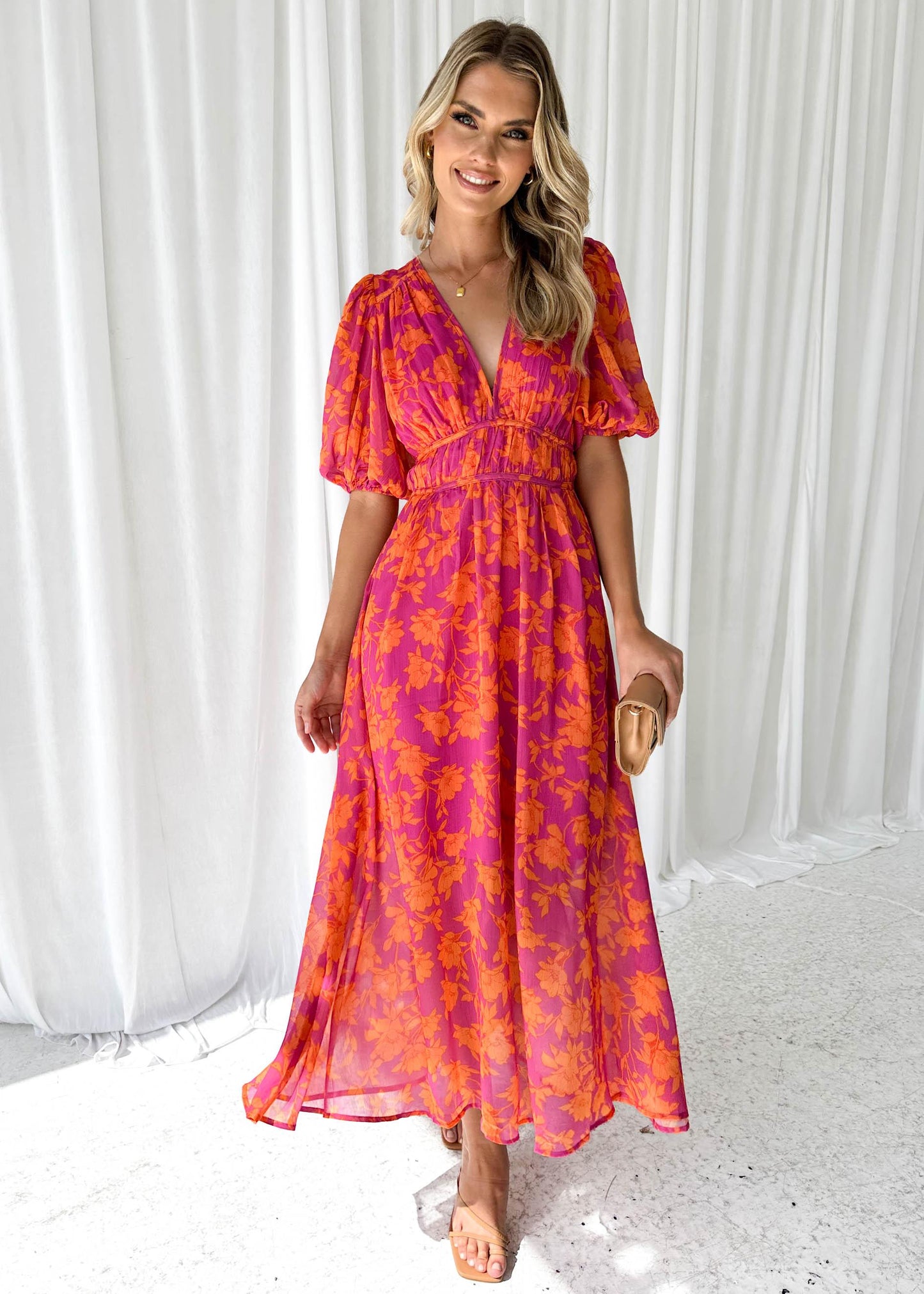 Soléna™ | Dames Bloemen Maxi Jurk | Luchtige Zomerjurk met V-Hals en Pofmouwen