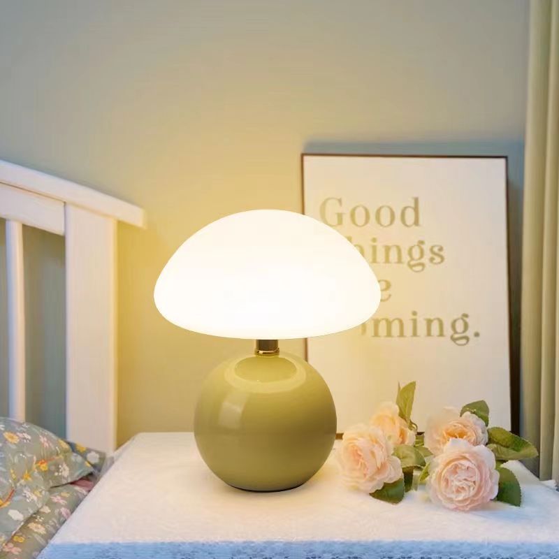 Elowen™ | Scandinavische Paddenstoel Tafellamp | Minimalistisch Design met Instelbare LED Sfeerverlichting