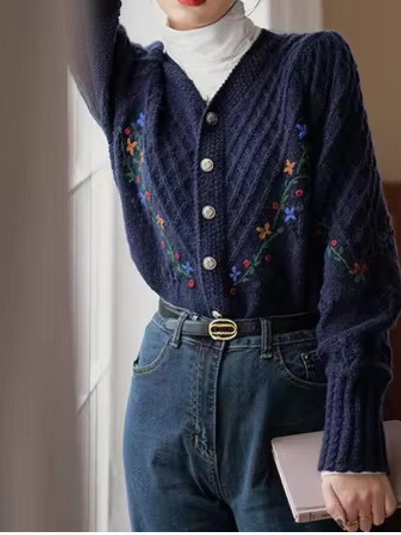 Lea | Geborduurde Cardigan Dames