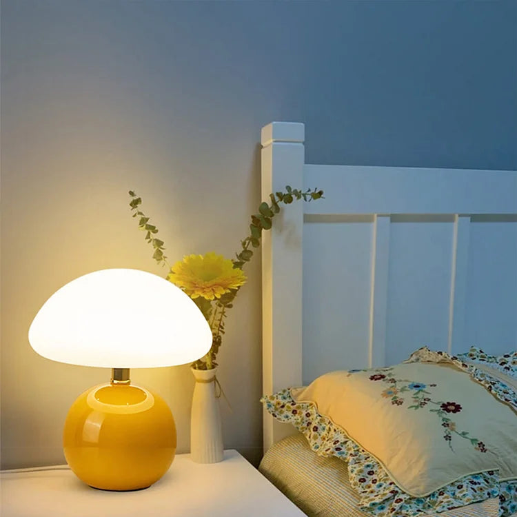Elowen™ | Scandinavische Paddenstoel Tafellamp | Minimalistisch Design met Instelbare LED Sfeerverlichting