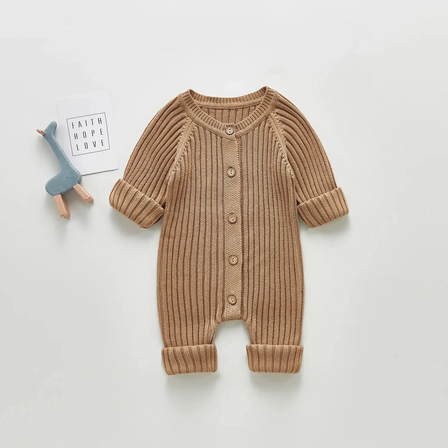 Soline™ | Unisex Gebreide Baby Jumpsuit | Zachte Ribstof met Houten Knopen voor Herfst en Winter