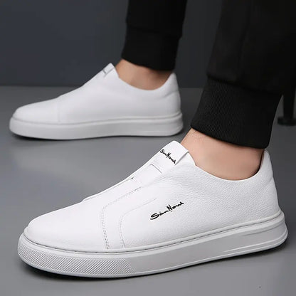 Arlen | Instapsneakers Heren | Slip‑On Sneakers | Kunstleer & Elastische Zijkant | Comfortabel & Gripvast