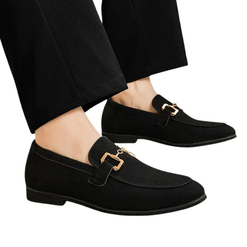 Leonardo™ | Luxe Kalfsuede Loafers met Gestikt Bovenwerk Goude Gesp en Leren Binnenzool