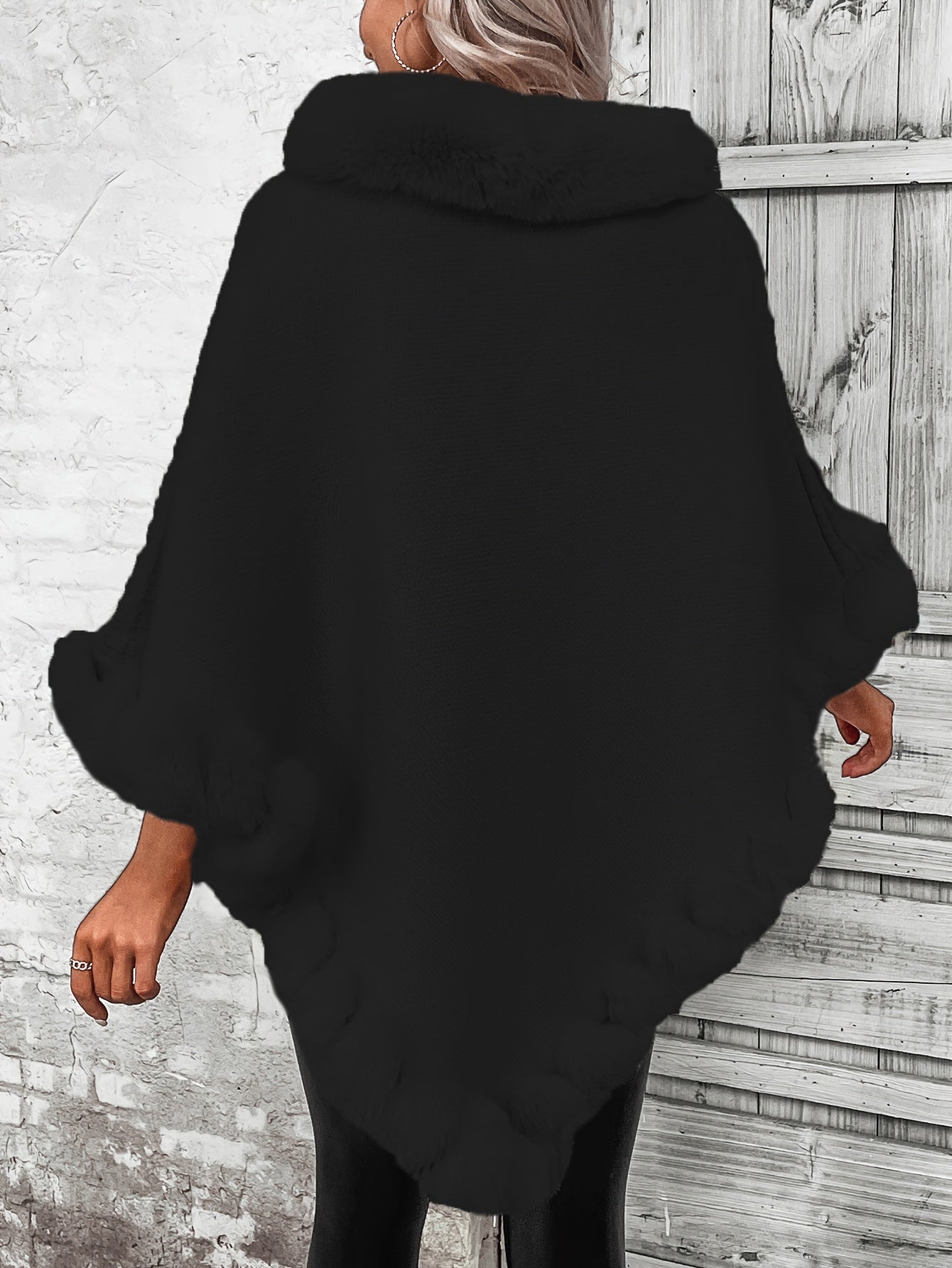 Elodia | Poncho Faux Fur