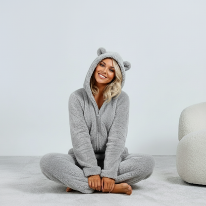 Nila™ | Dames Teddy Onesie | Ultra-Zachte Pluche Jumpsuit met Capuchon & Oortjes