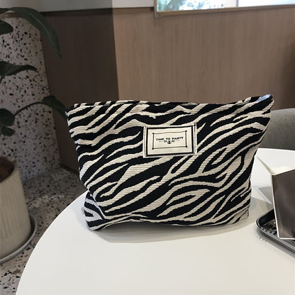 Zenya | Zebraprint Clutch