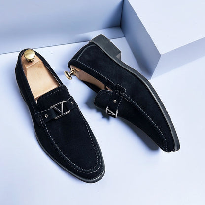 Antonio™ | Handgemaakte Suède Loafers met Gunmetal Gespen