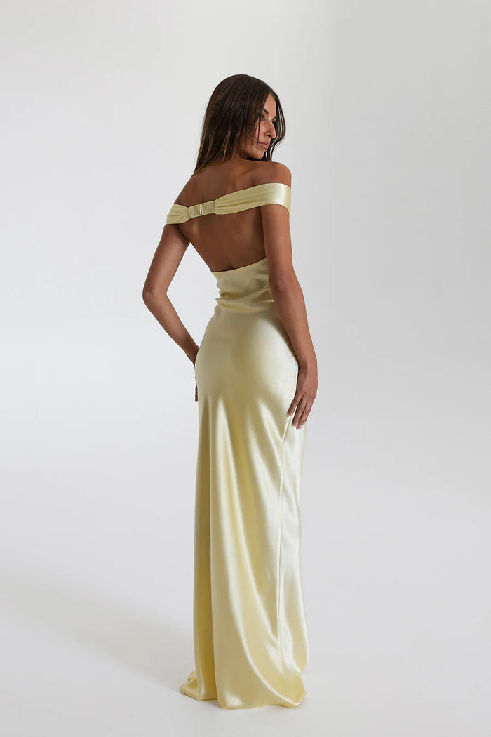 Aurelia | Satijnen Off-Shoulder Avondjurk