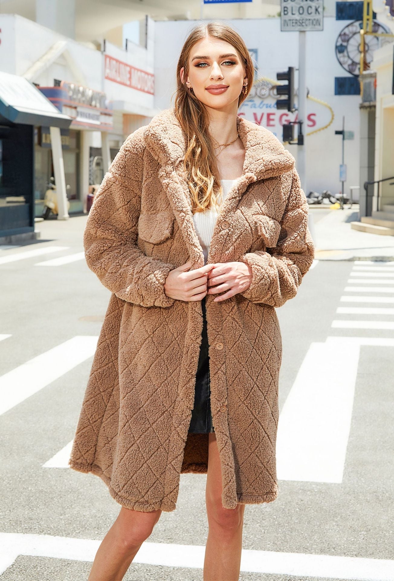 Seraphina™ | Luxe Plush Trench Coat met Diamantquilt en Elegante Silhouette