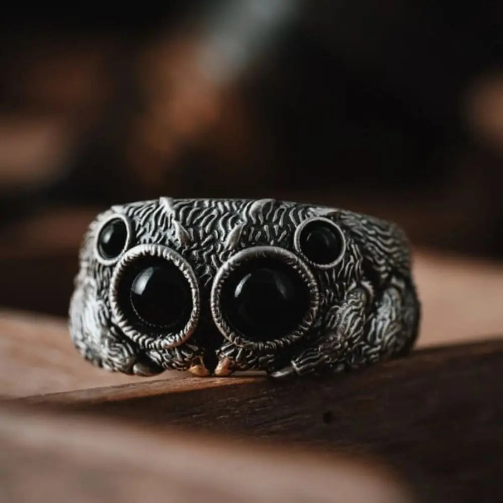 Nocturo | Uil Ring Heren | Statement Ring met Onyx Look & Symbolisch Design