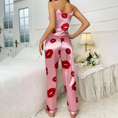 Sienna | Satijnen Pyjamaset Dames met Lipprint in Roze & Rood