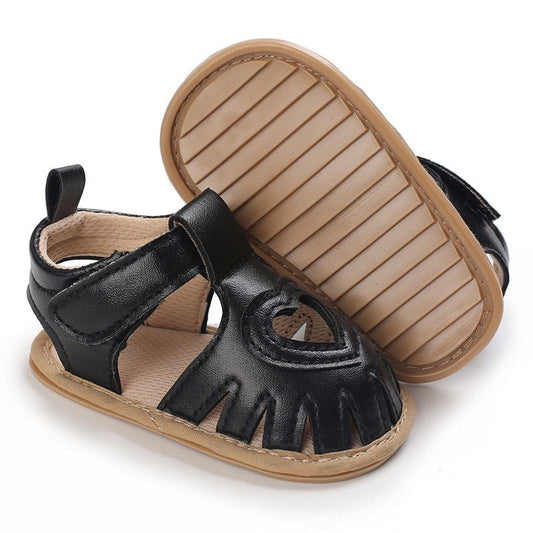 LoviSteps™ | Barefoot Babysandalen met Hartjesuitsnede, Klittenbandsluiting en Gesloten Neus