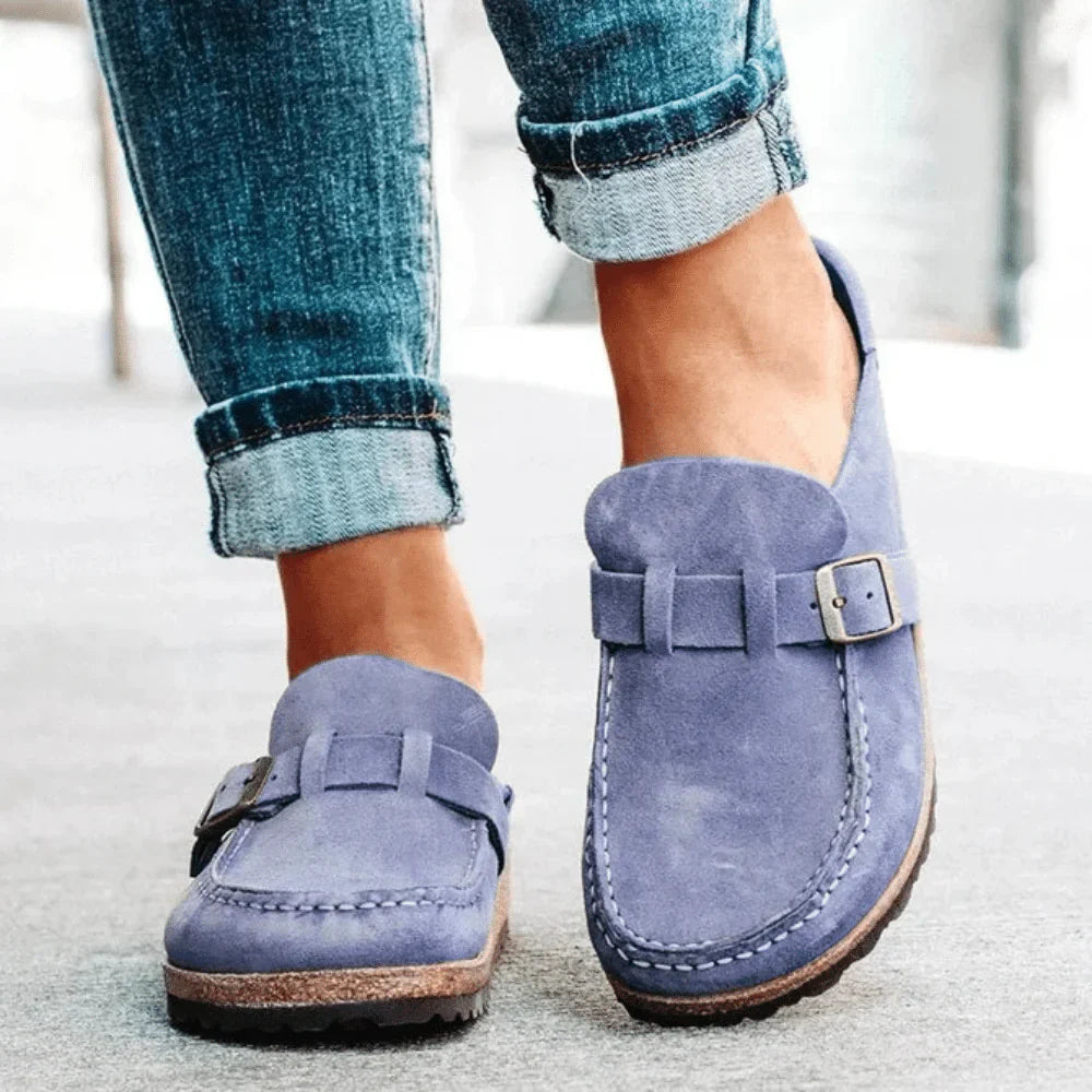 Marisol™ | Dames Suède Instappers met Verstelbare Gesp | Clogs