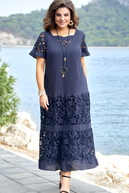 Marelle | Maxi-Jurk Dames | Marineblauw | Luchtige Zomerjurk | Korte Mouwen | Kanten Bloemen Details | Elegant & Casual