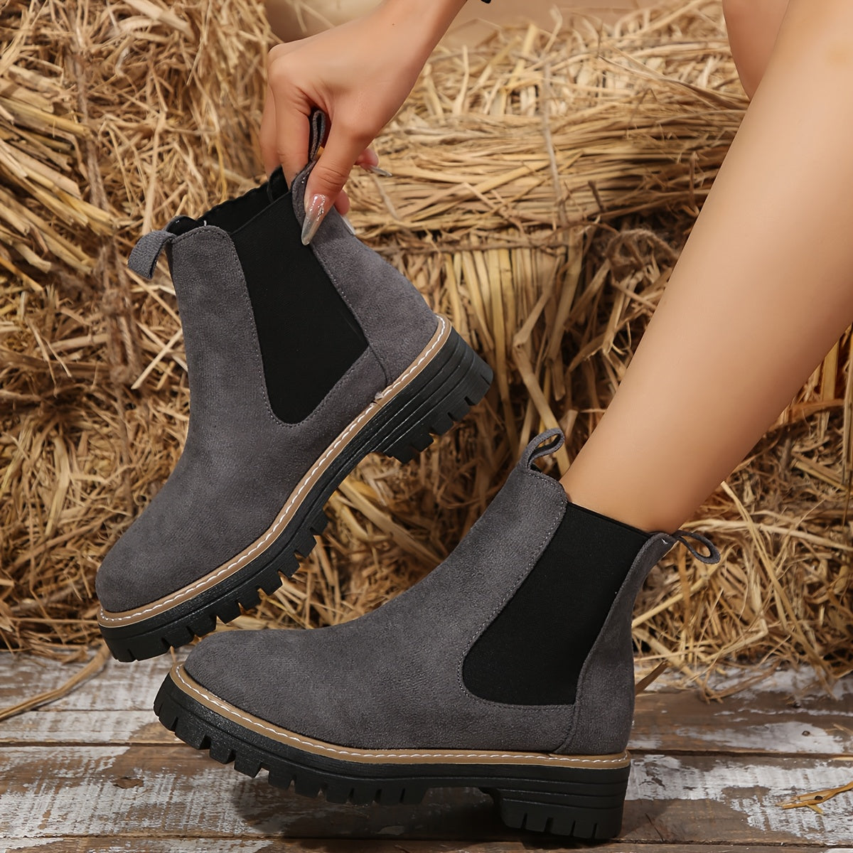 Nerina | Chelsea Boots Zwart Suède