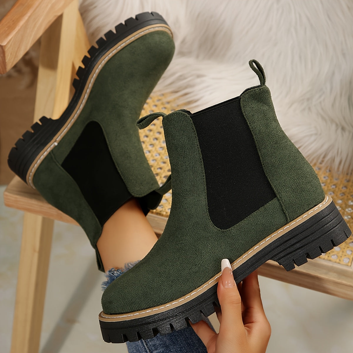 Nerina | Chelsea Boots Zwart Suède