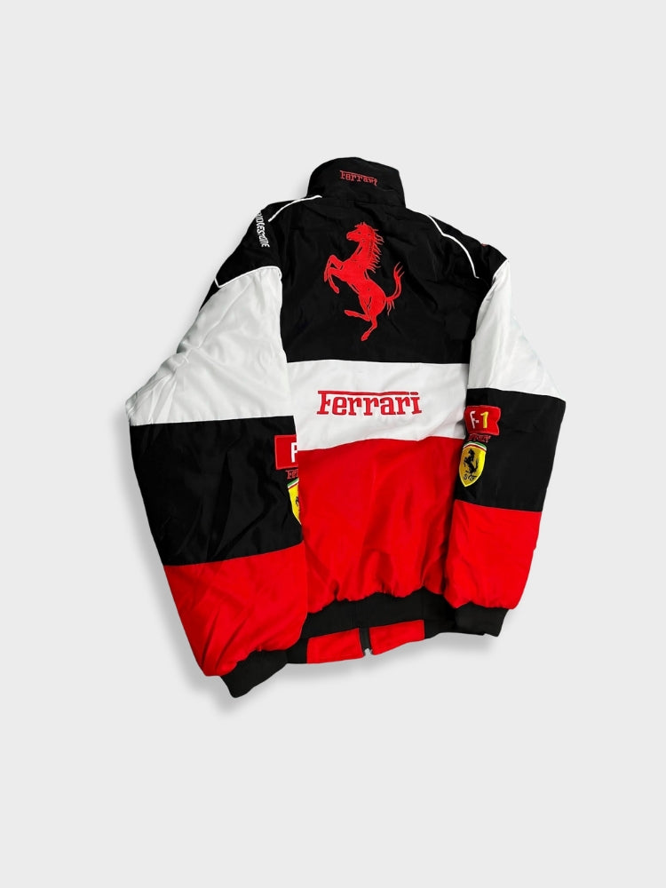 Nika™ | Vintage Ferrari Racer Jack met Sportieve Stijl en Duurzame Materialen